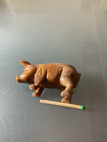 Kleine schwein tierfigur - kleine,